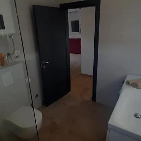 Good Vibes * Rogoznica (Sibenik-Knin)