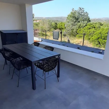 Good Vibes Rogoznica (Sibenik-Knin)